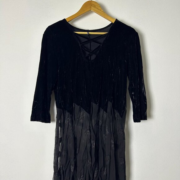 Zoe Black Lace-Up Neck 3/4 Sleeve Velvet Sheer Flowy Skirt Maxi Dress Size Large - Picture 4 of 17